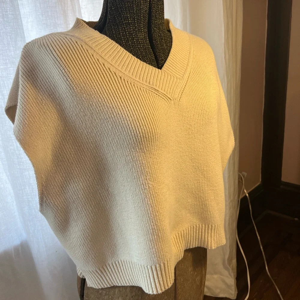 Free People Cream Oversized Sweater Vest V Neck Chunky Knit Boho L - Picture 9 of 11